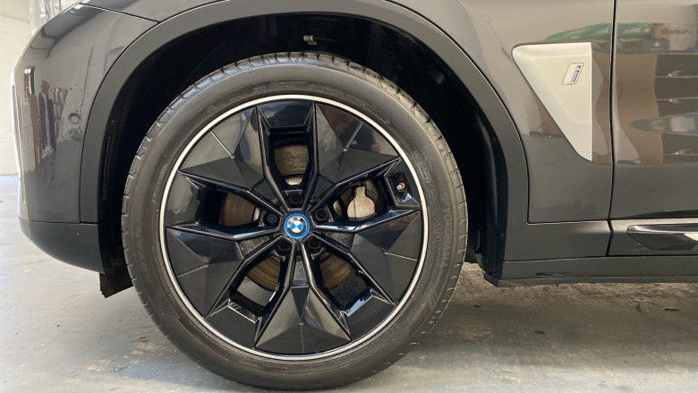 BMW X3 210kW Premier Edition 80kWh 5dr Auto Electric Estate